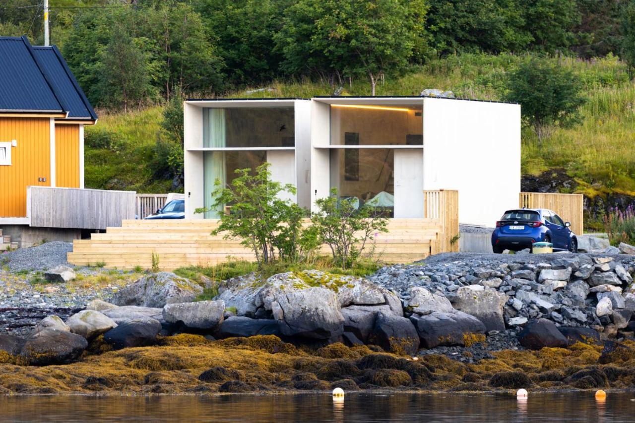 Oceanview Mini-House - Stunning Views Apartment Ramberg Exterior foto