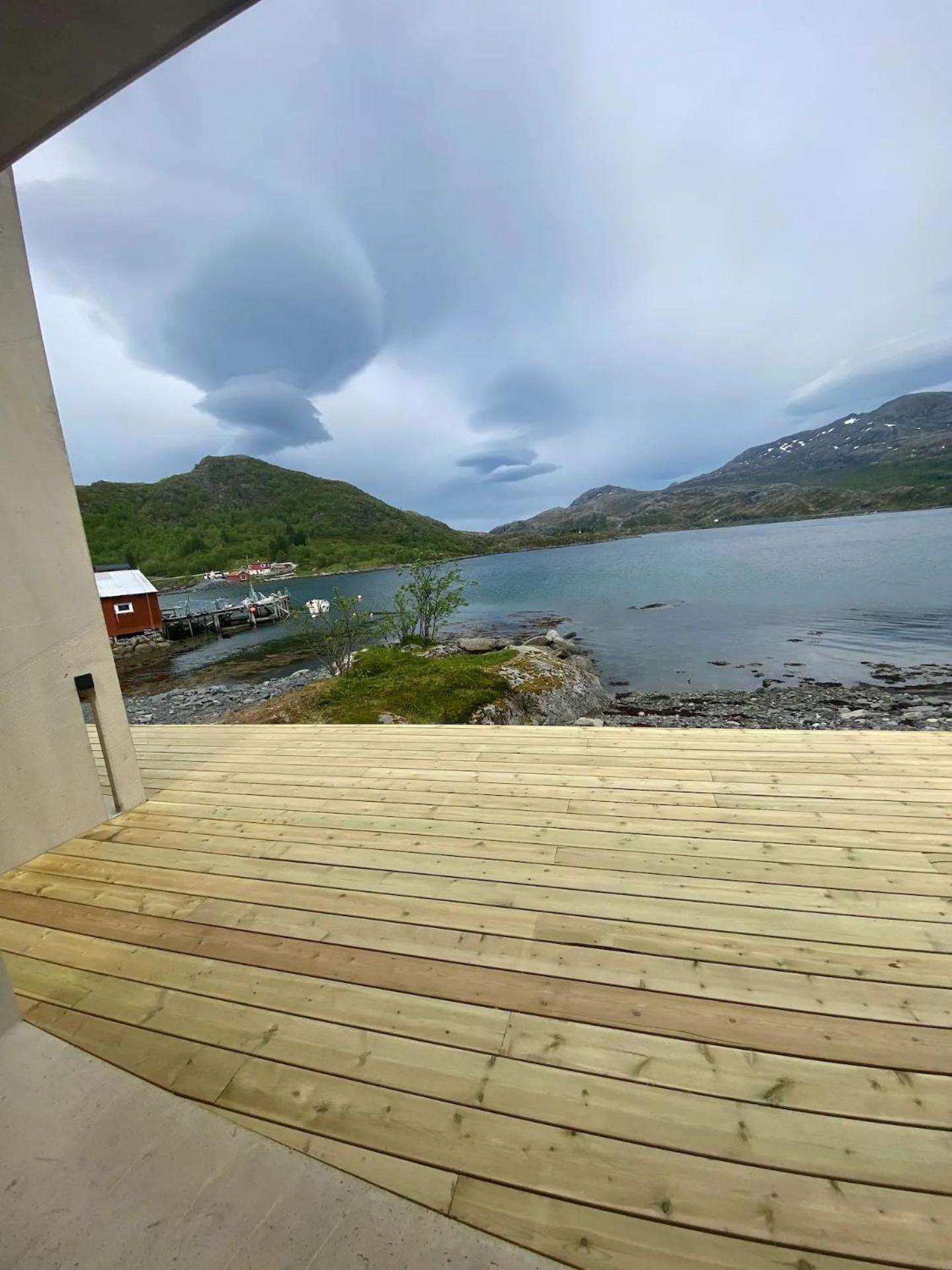 Oceanview Mini-House - Stunning Views Apartment Ramberg Exterior foto