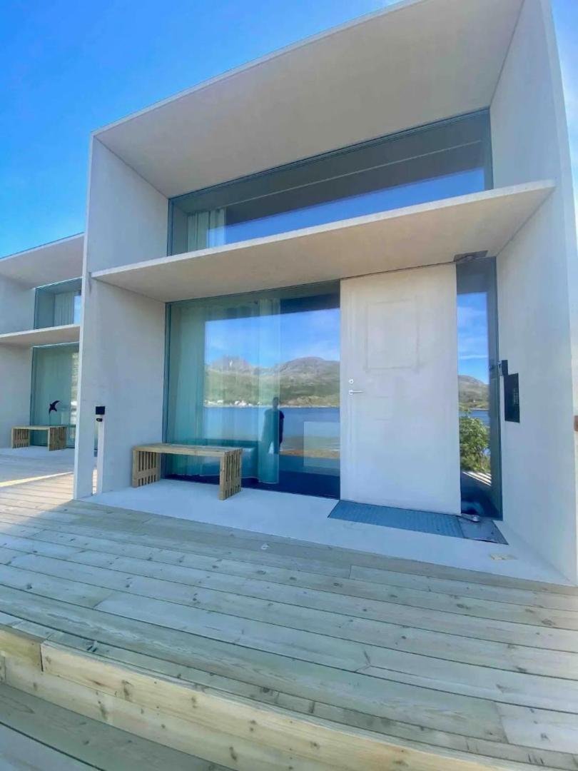 Oceanview Mini-House - Stunning Views Apartment Ramberg Exterior foto